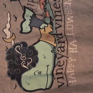 Euc!  🎃👻 Vineyard Vines 🎃 - Unisex